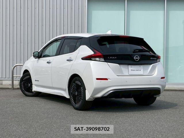 Nissan LEAF 2025-01 7327893-27