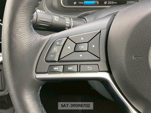 Nissan LEAF 2025-01 7327893-8