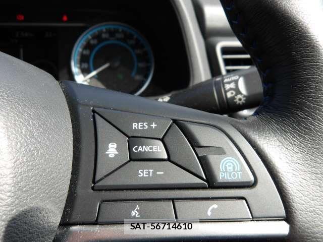 Nissan LEAF 2019-12 7327890-9