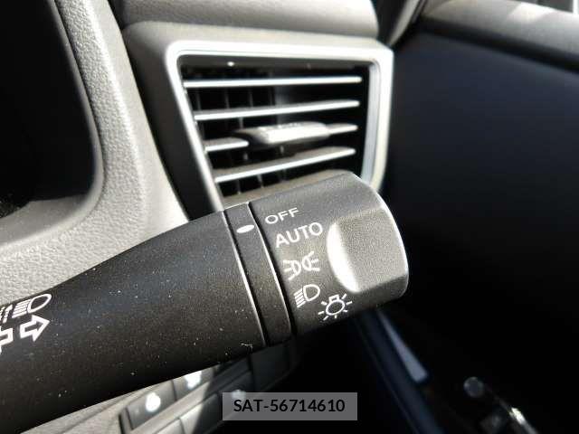 Nissan LEAF 2019-12 7327890-11