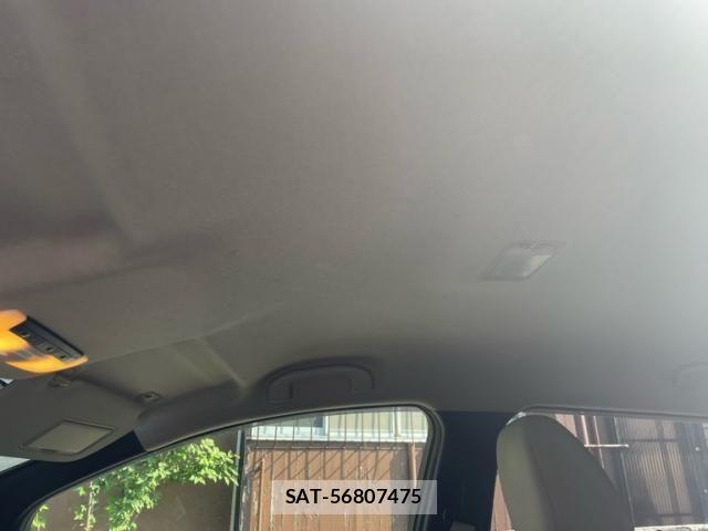 Nissan LEAF 2019-01 7327901-16