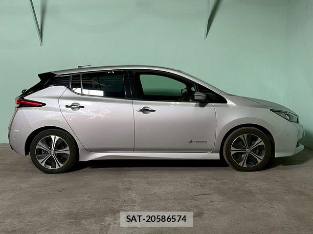 Nissan LEAF 2018-04 7327903-10
