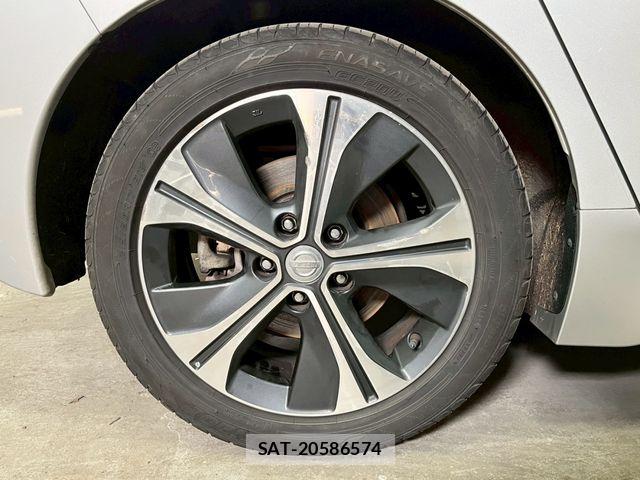 Nissan LEAF 2018-04 7327903-27