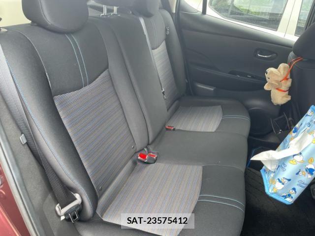 Nissan LEAF 2021-07 7327892-13