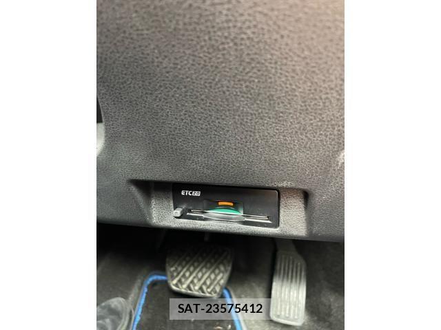 Nissan LEAF 2021-07 7327892-19