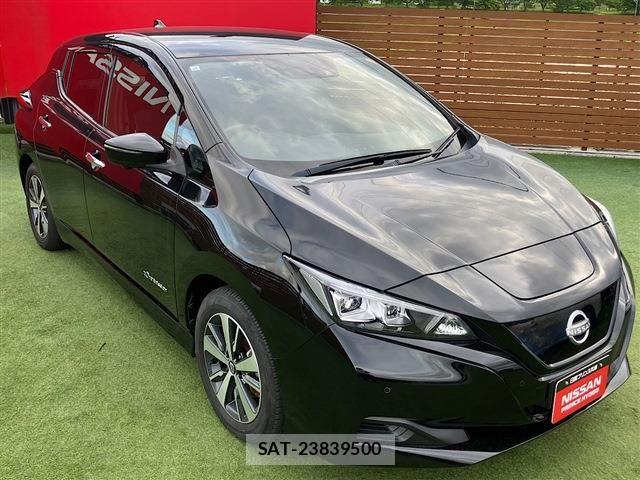 Nissan LEAF 2021-10 7327895-11
