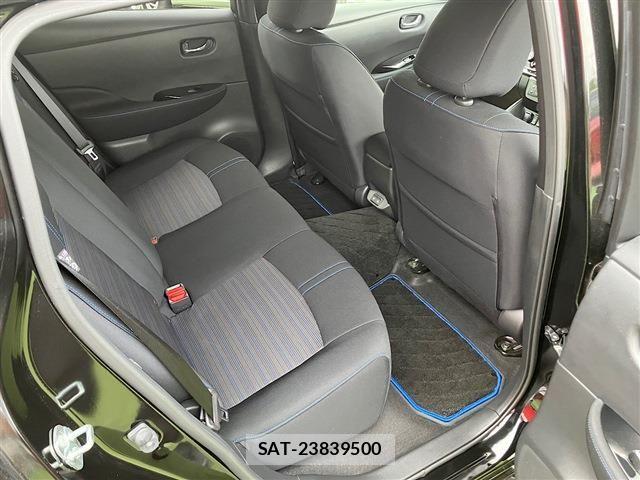 Nissan LEAF 2021-10 7327895-28