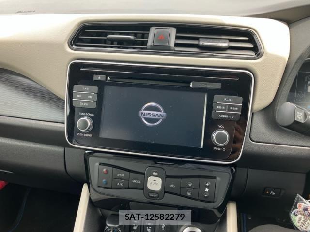 Nissan LEAF 2018-01 7327905-14