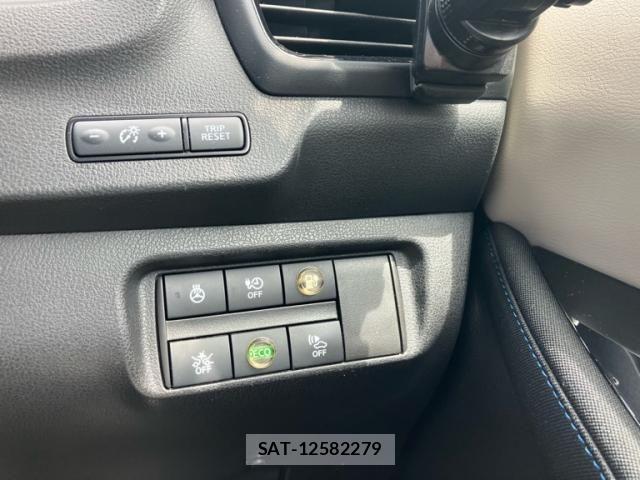 Nissan LEAF 2018-01 7327905-18