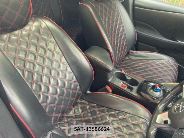 Nissan LEAF 2018-05 7358411-10