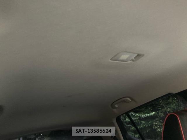 Nissan LEAF 2018-05 7358411-25