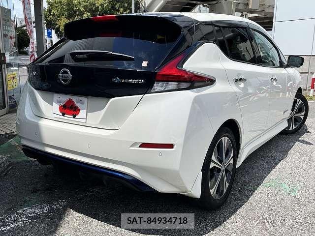 Nissan LEAF 2019-12 7358402-2
