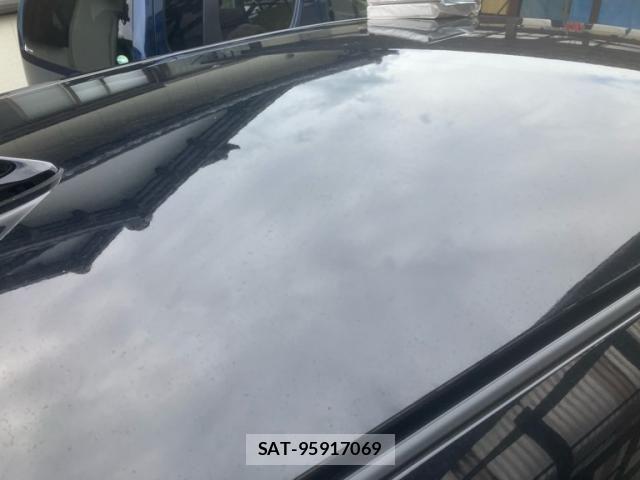 Nissan LEAF 2022-03 7358399-2