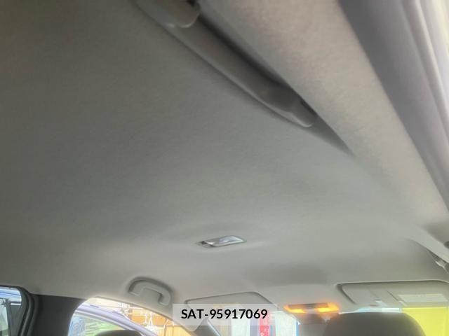 Nissan LEAF 2022-03 7358399-5