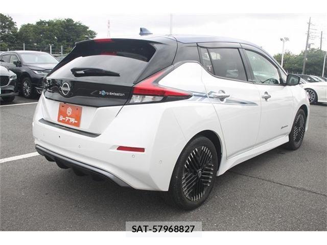 Nissan LEAF 2023-01 7358404-26