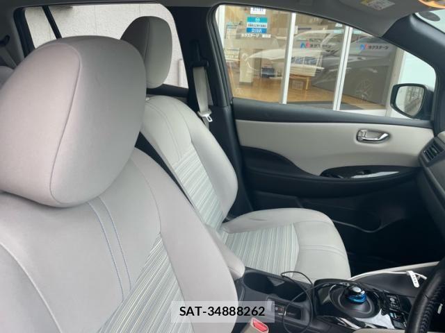Nissan LEAF 2019-05 7358407-15