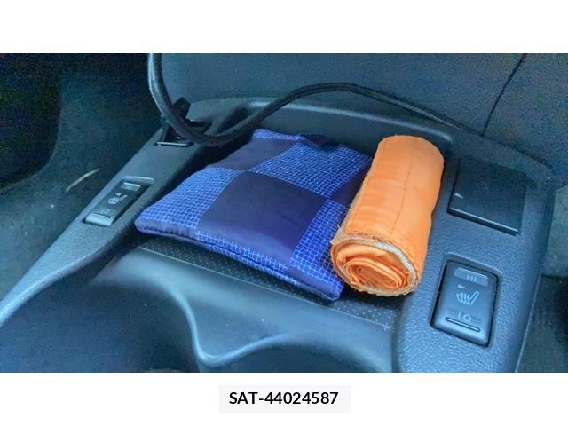 Nissan LEAF 2013-09 7358409-20