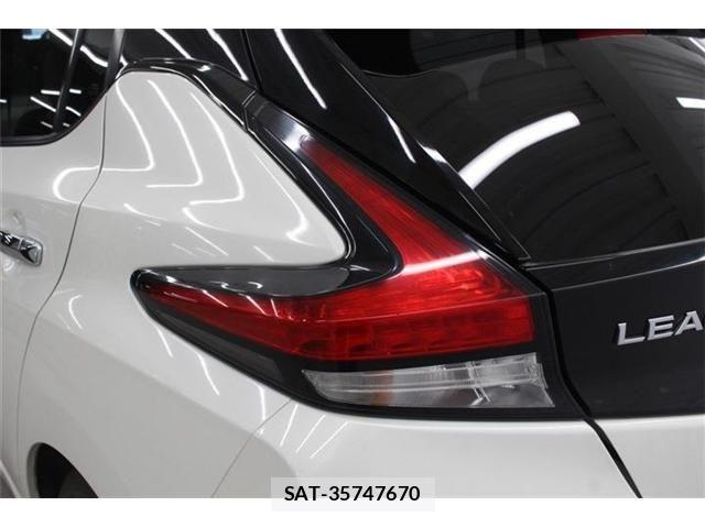 Nissan LEAF 2017-12 7392609-18