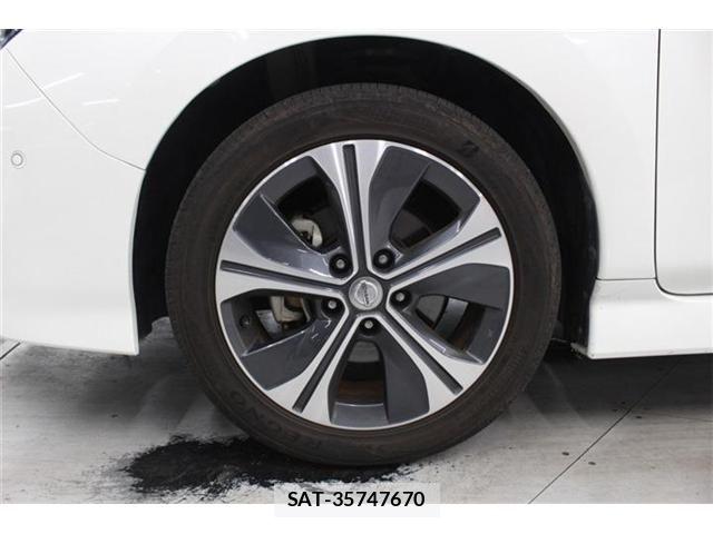Nissan LEAF 2017-12 7392609-24