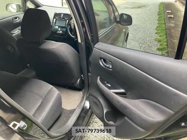 Nissan LEAF 2014-12 7392608-11