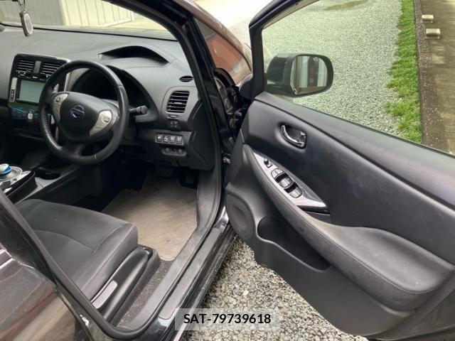 Nissan LEAF 2014-12 7392608-15