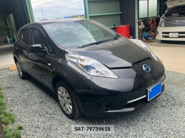 Nissan LEAF 2014-12 7392608-1