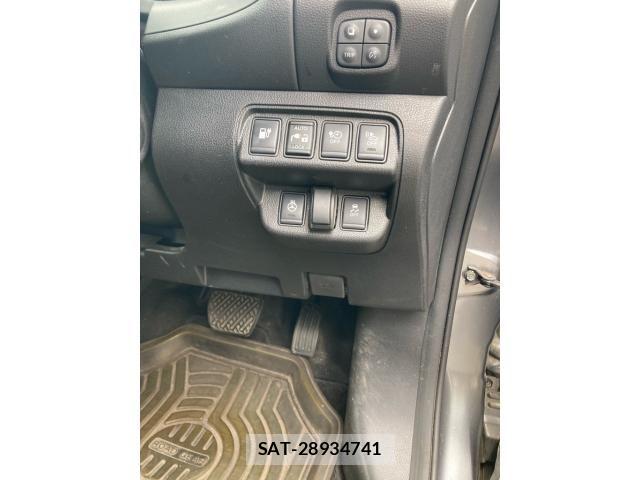 Nissan LEAF 2017-06 7392606-10