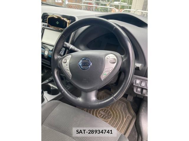 Nissan LEAF 2017-06 7392606-13