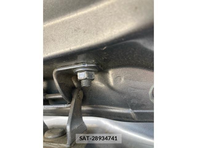 Nissan LEAF 2017-06 7392606-22
