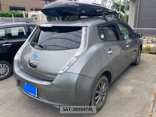 Nissan LEAF 2017-06 7392606-2