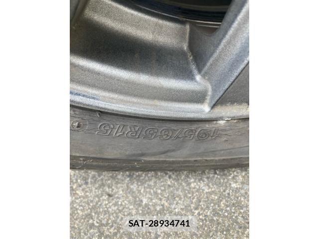 Nissan LEAF 2017-06 7392606-8