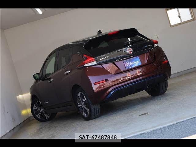 Nissan LEAF 2022-02 7392604-10