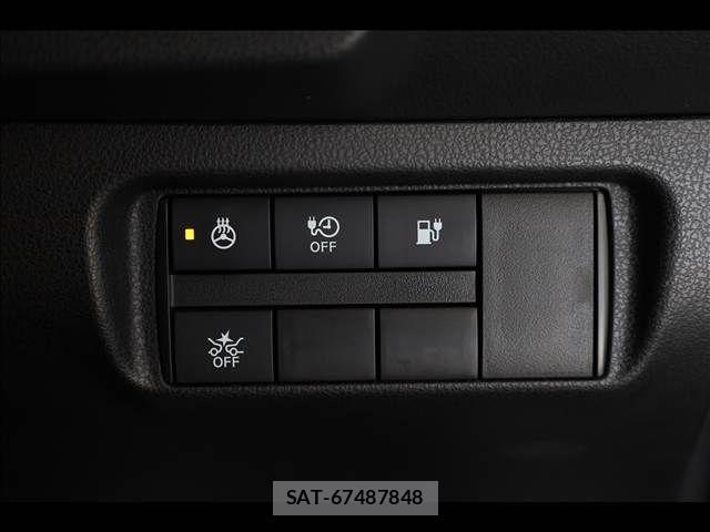 Nissan LEAF 2022-02 7392604-15