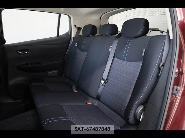 Nissan LEAF 2022-02 7392604-18