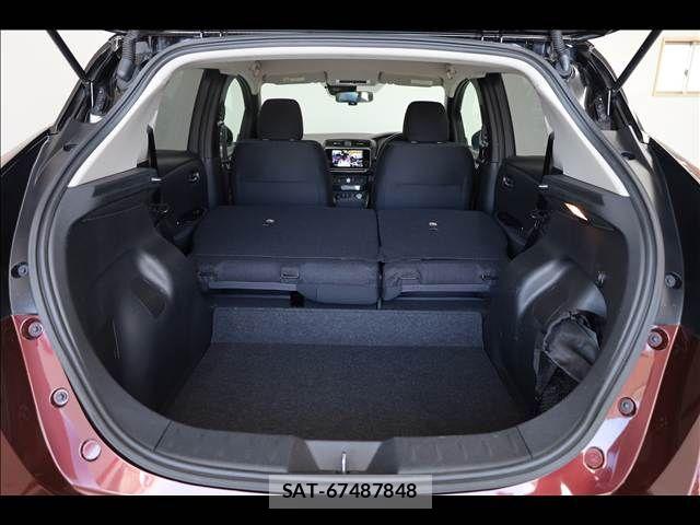 Nissan LEAF 2022-02 7392604-19