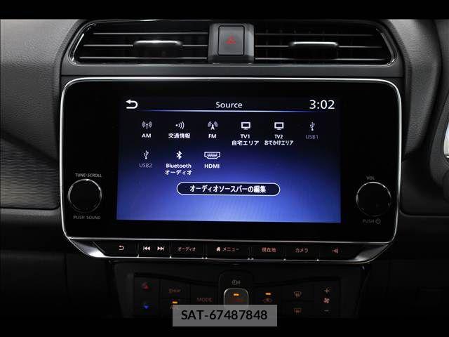 Nissan LEAF 2022-02 7392604-5