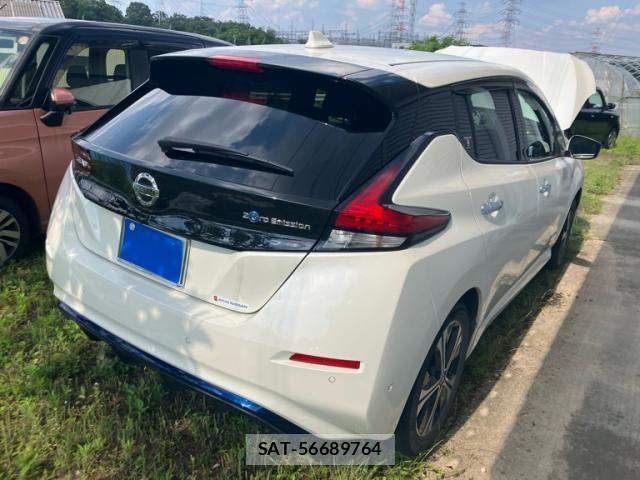 Nissan LEAF 2021-04 7455282-2