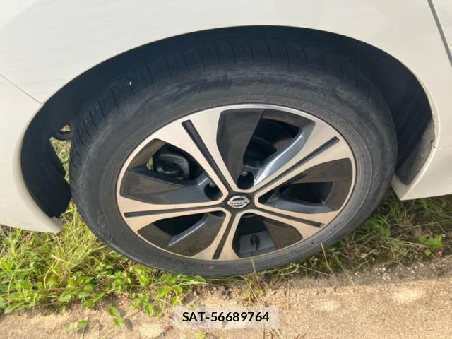 Nissan LEAF 2021-04 7455282-4