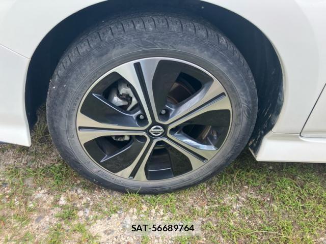 Nissan LEAF 2021-04 7455282-7