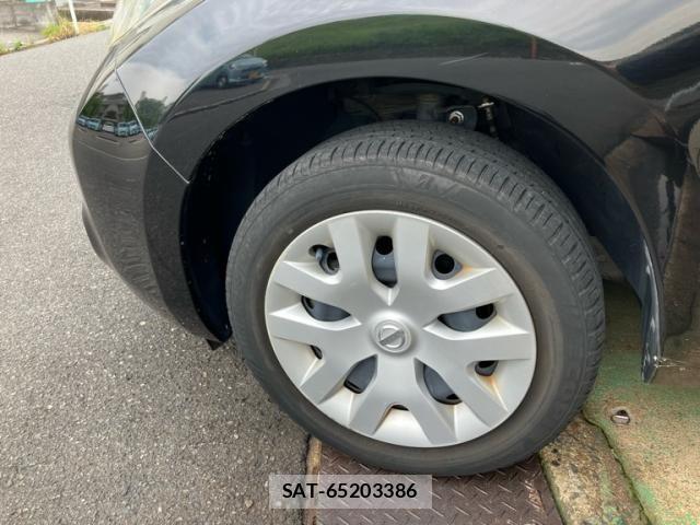 Nissan LEAF 2015-06 7455281-9