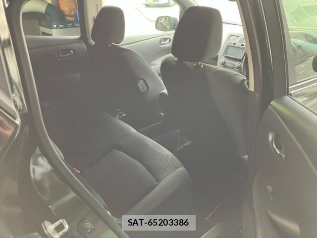 Nissan LEAF 2015-06 7455281-14