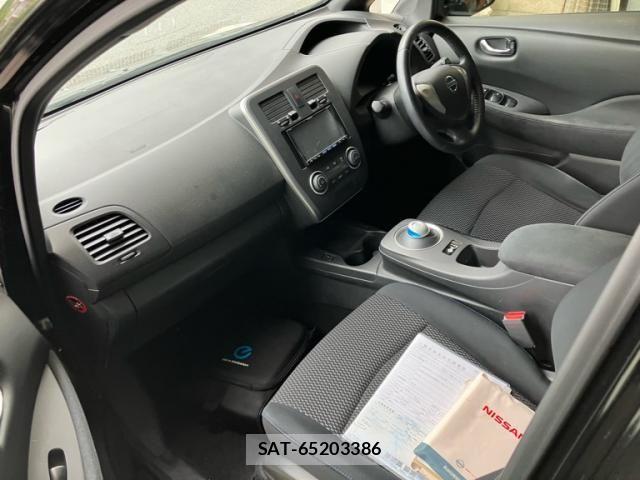 Nissan LEAF 2015-06 7455281-15