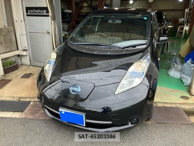 Nissan LEAF 2015-06 7455281-2