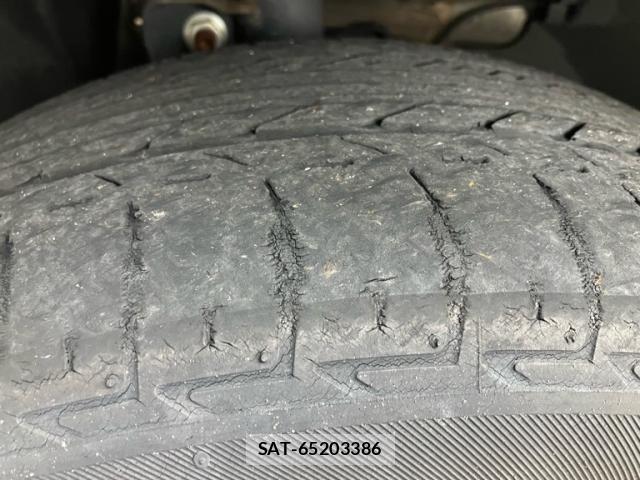 Nissan LEAF 2015-06 7455281-5