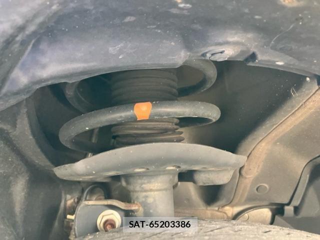 Nissan LEAF 2015-06 7455281-6
