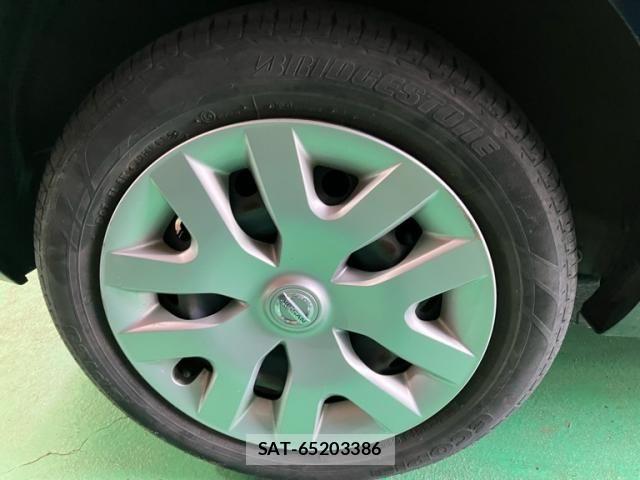 Nissan LEAF 2015-06 7455281-7
