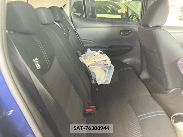 Nissan LEAF 2022-06 7455279-8