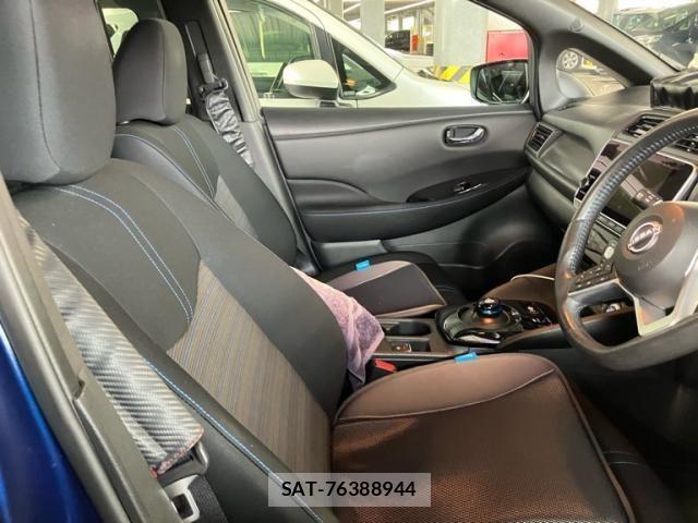 Nissan LEAF 2022-06 7455279-9