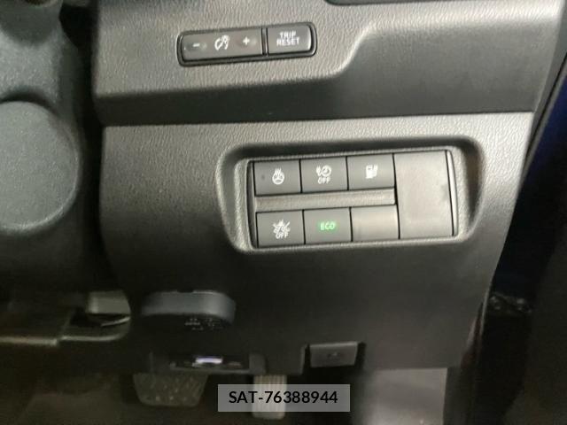 Nissan LEAF 2022-06 7455279-12