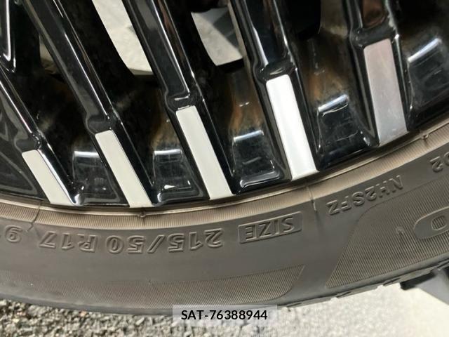 Nissan LEAF 2022-06 7455279-5